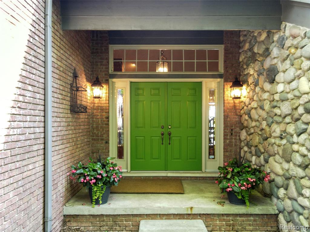 2323 Addaleen Road Highland, MI 48357 - Photo 21 of 70