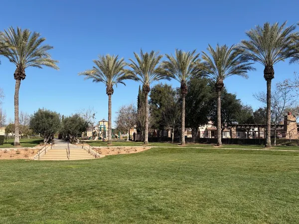 $450,000 | 1521 North Encoure Way, Clovis, CA 93619