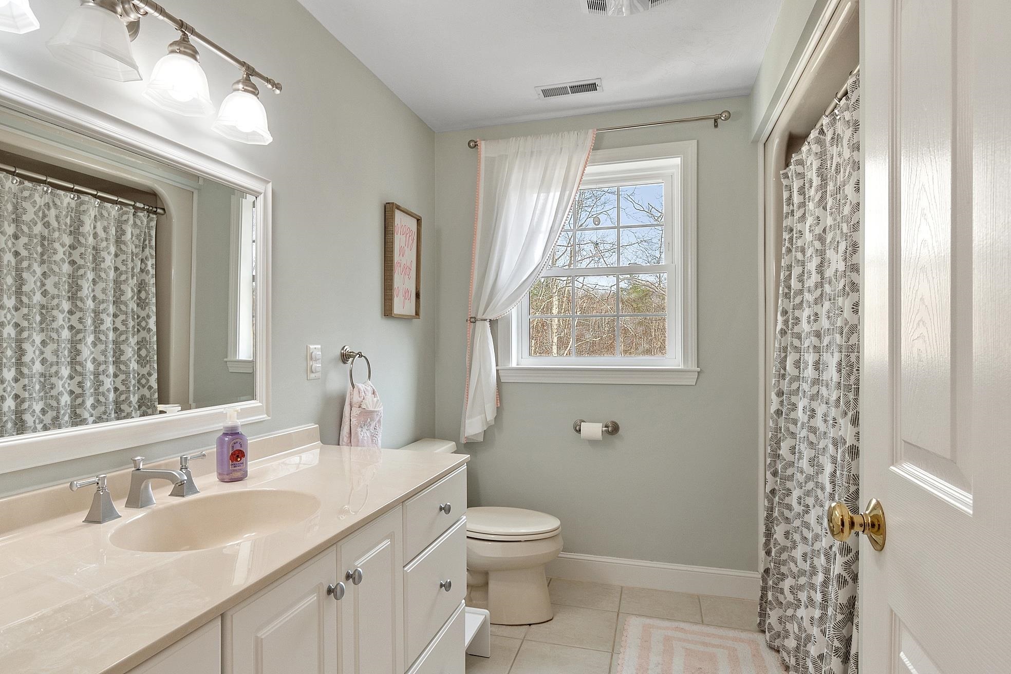 7 Hancock Road Windham, NH 03087 - Photo 23 of 51 Gallery Image 23