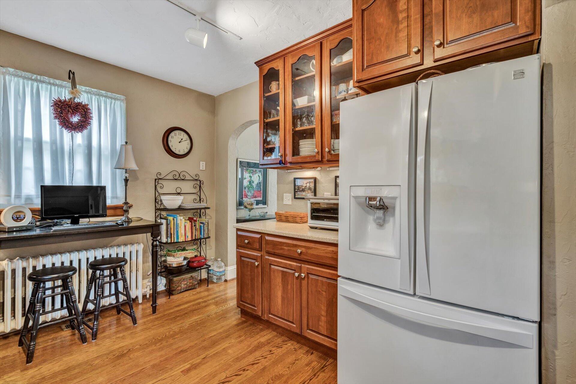 1819 Blenheim Road Southwest Roanoke, VA 24015 - Photo 14 of 39 14-060620230067