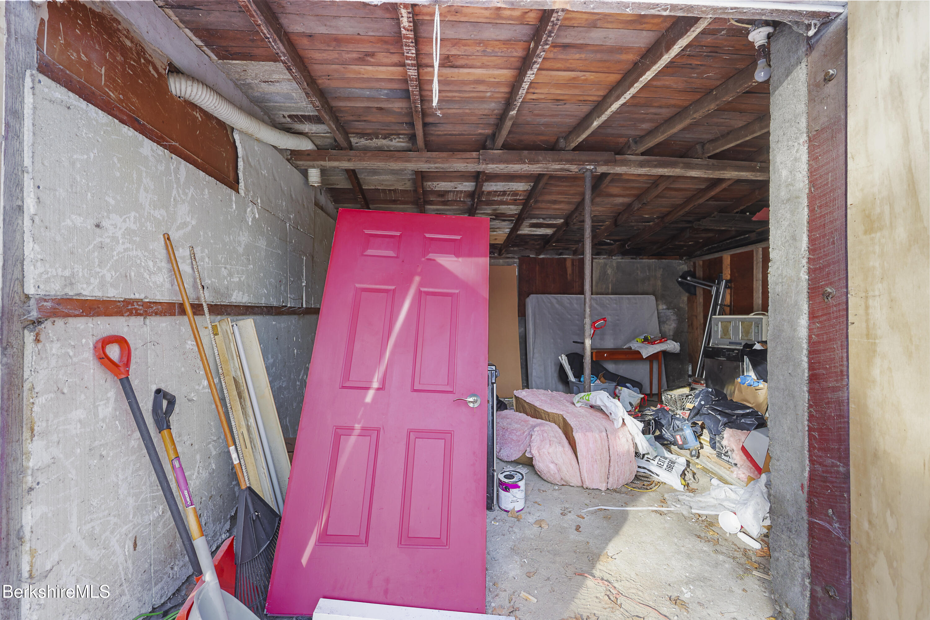 1 1/2 Cherry Street Pittsfield, MA 01201 - Photo 12 of 23