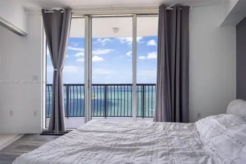 $580,000 | 1750 North Bayshore Drive, Unit 3801, Miami, FL 33132