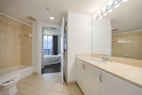 $580,000 | 1750 North Bayshore Drive, Unit 3801, Miami, FL 33132