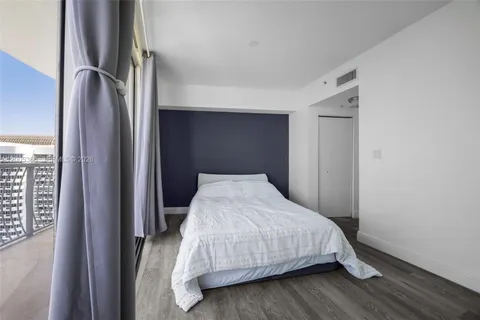 $580,000 | 1750 North Bayshore Drive, Unit 3801, Miami, FL 33132