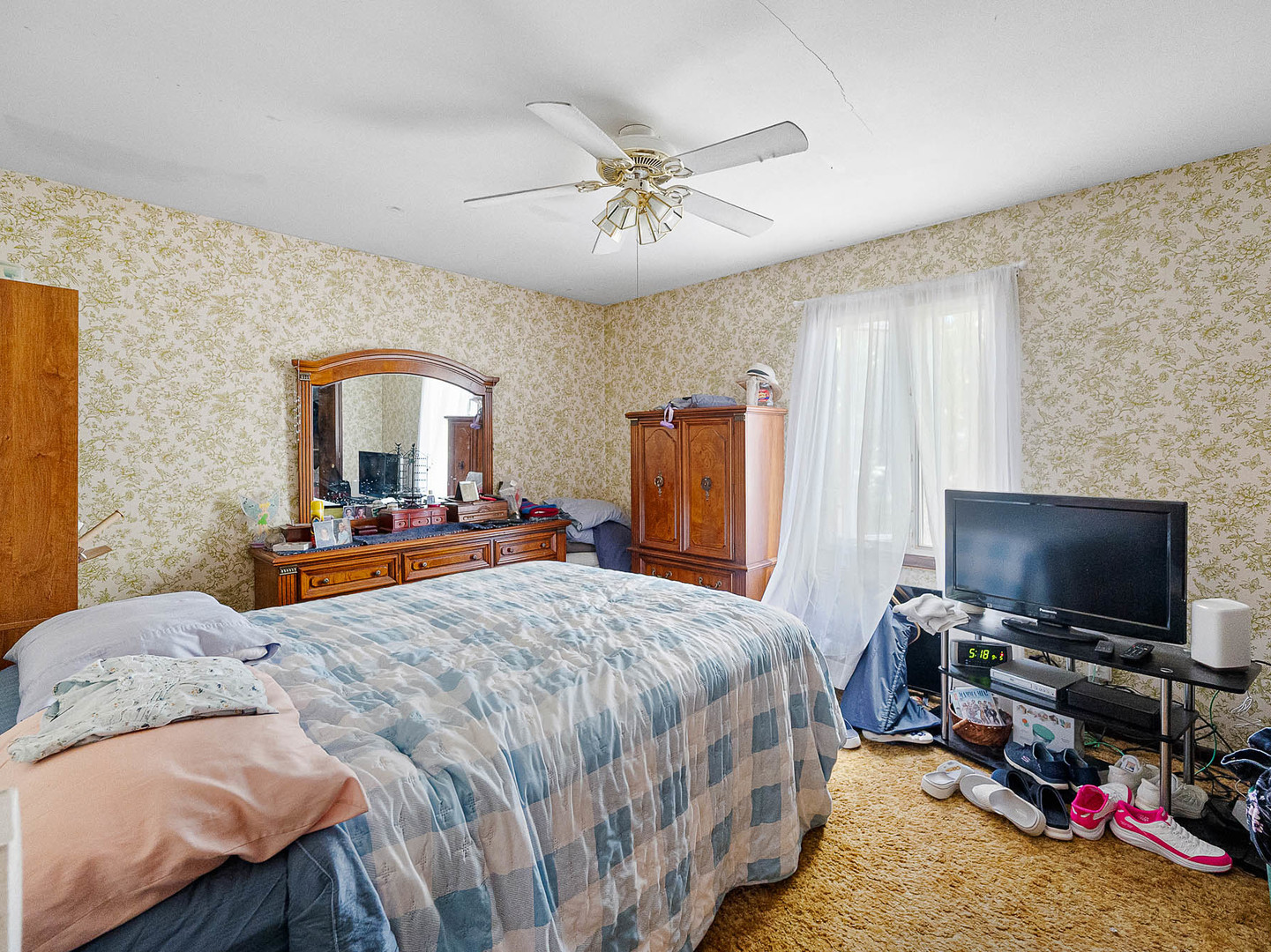 931 North Fairfield Road Round Lake Beach, IL 60073 - Photo 11 of 19