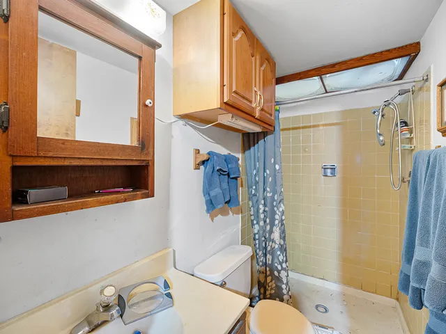 $215,000 | 931 North Fairfield Road, Round Lake Beach, IL 60073