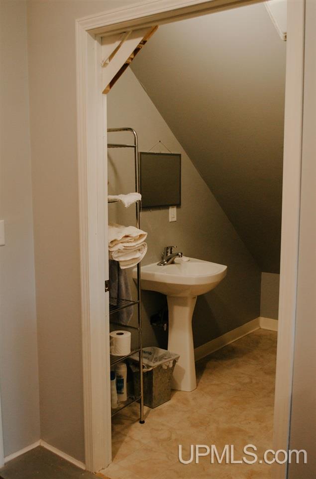 49709 Coal Dock Road Hancock, MI 49930 - Photo 31 of 39 Gallery Image 31