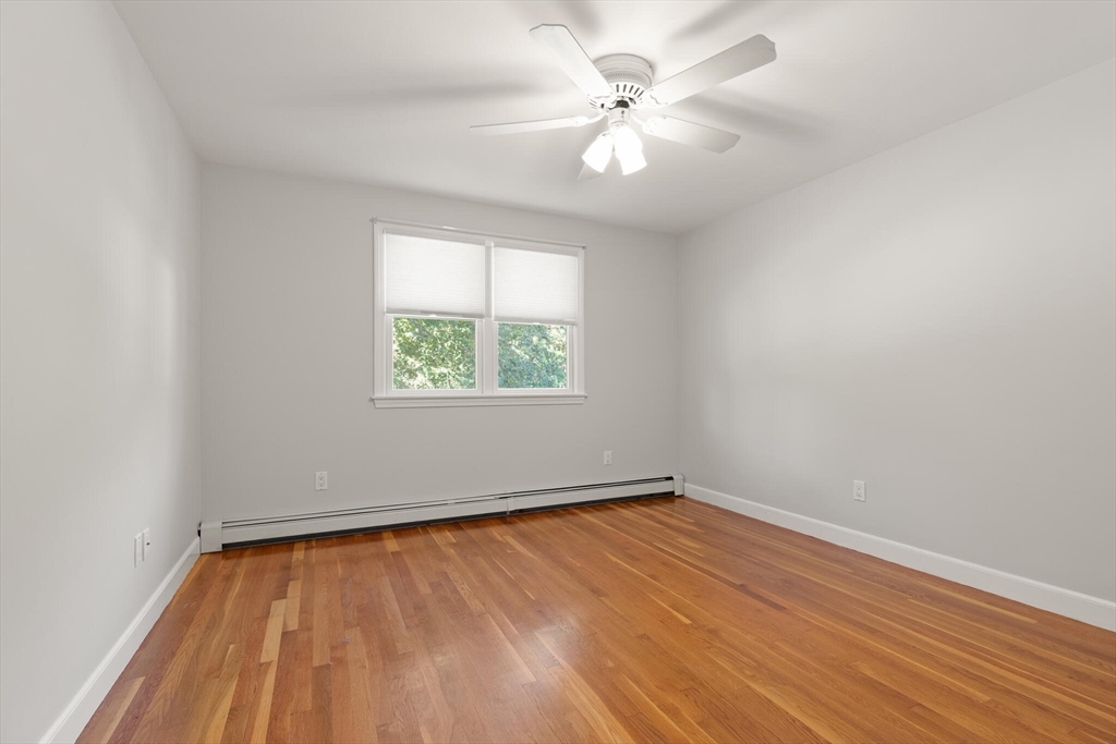 29 Lawndale Road Stoneham, MA 02180 - Photo 24 of 40