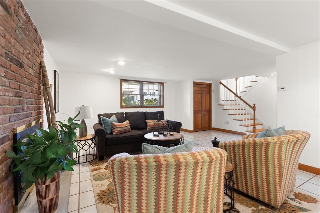 29 Lawndale Road Stoneham, MA 02180 - Photo 29 of 40