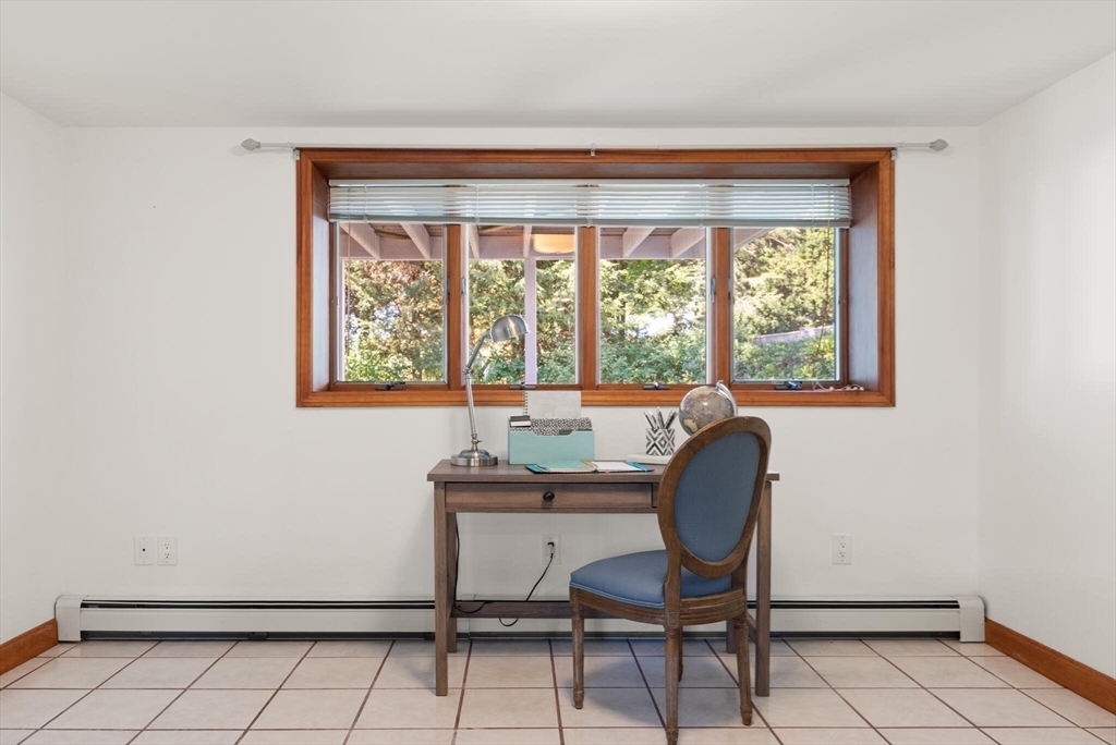 29 Lawndale Road Stoneham, MA 02180 - Photo 33 of 40