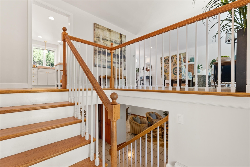 29 Lawndale Road Stoneham, MA 02180 - Photo 6 of 40