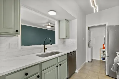 $240,000 | 3550 Country Square Drive, Unit 111, Carrollton, TX 75006