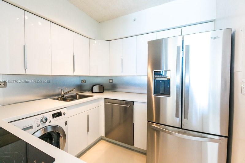 1500 Bay Road, Unit 820S Miami Beach, FL 33139 - Photo 15 of 26