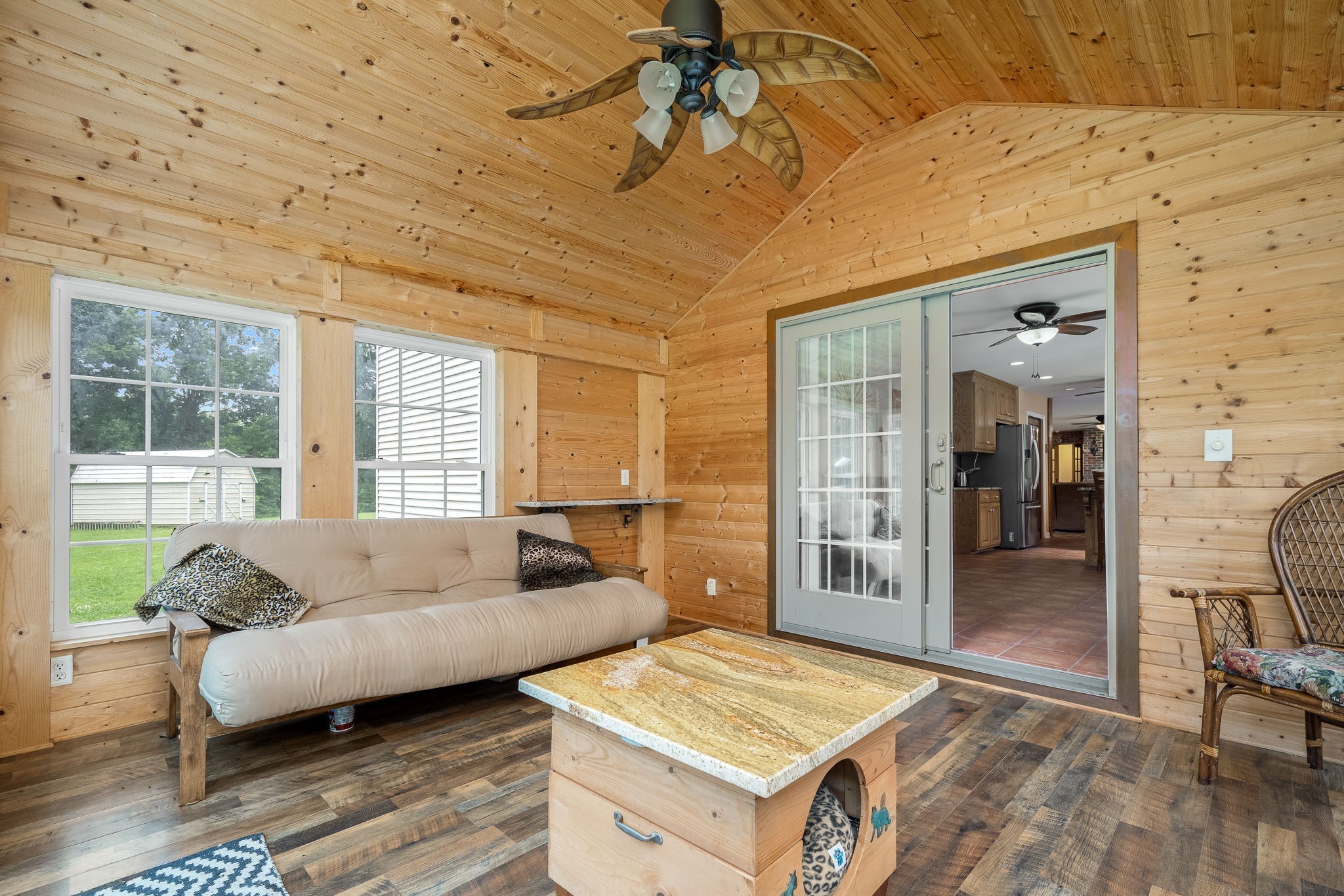745 Union Ridge Road Wartrace, TN 37183 - Photo 20 of 76 a living room with furniture and a table