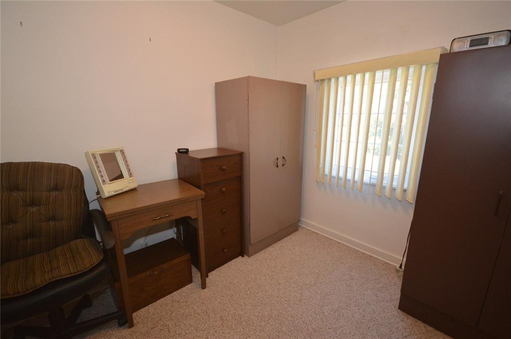 2056 Sunnydale Road Pittsburgh, PA 15243 - Photo 19 of 24