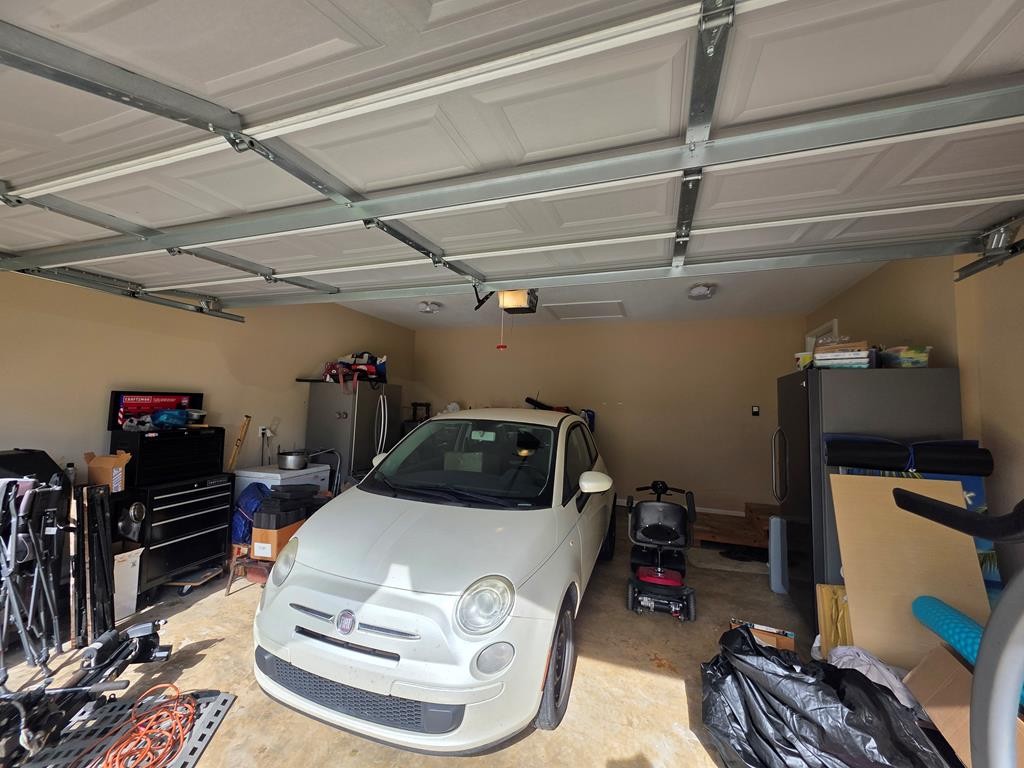 189 Foxfire Road Paris, TN 38242 - Photo 18 of 18 a view of car garage