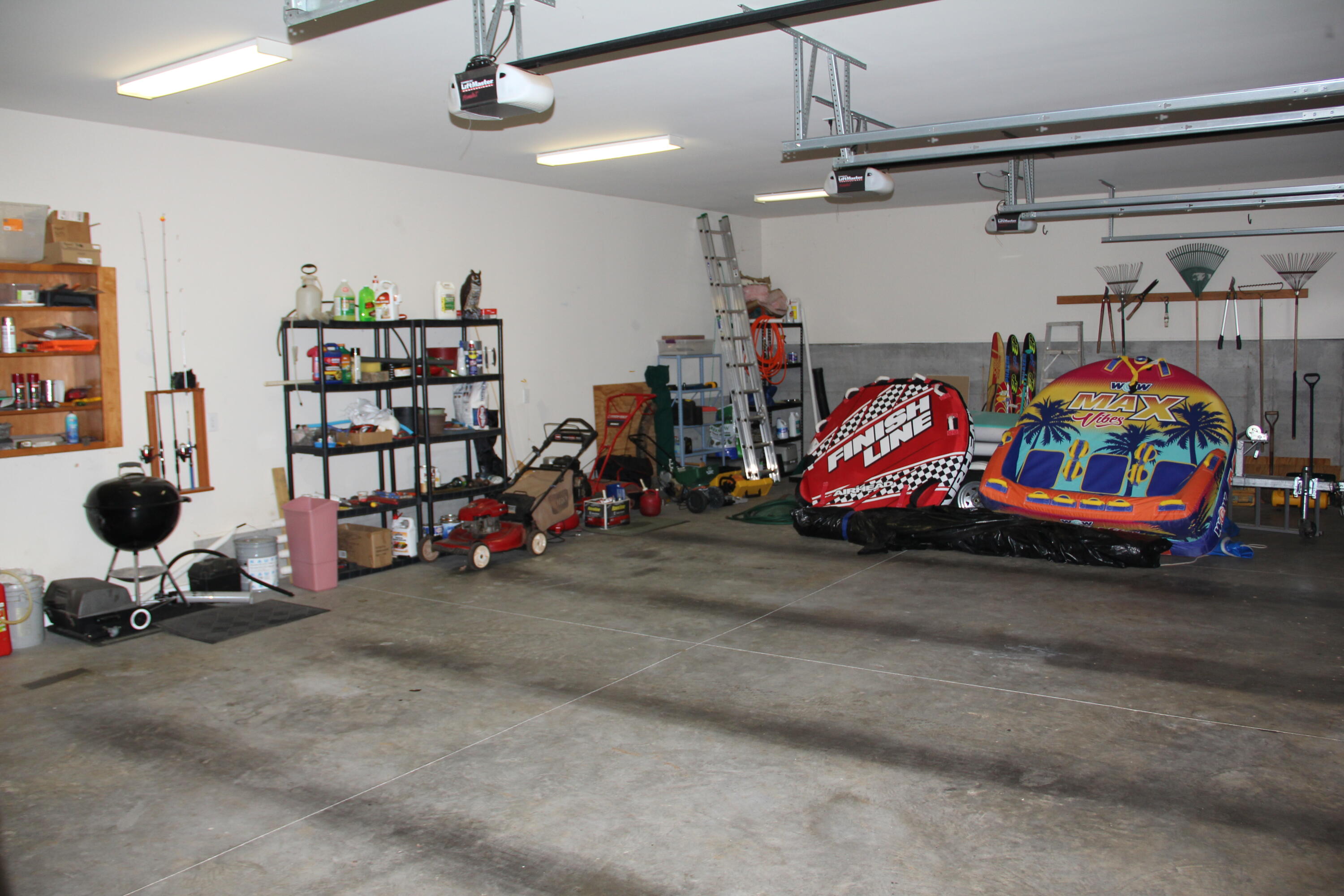 4 Calypso Road Moneta, VA 24121 - Photo 38 of 78 3 Car Garage