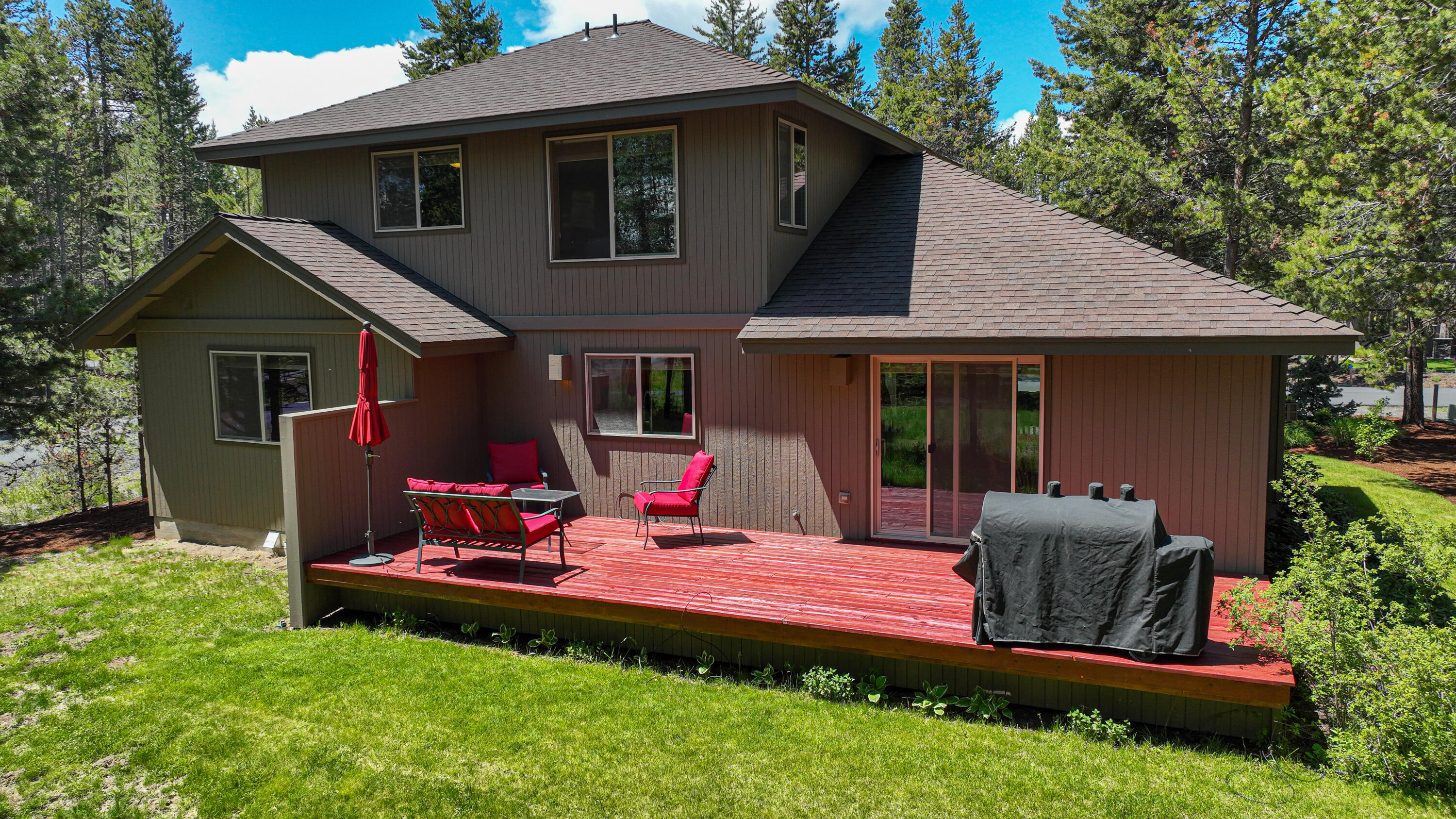 55845 Lost Rider Loop Bend, OR 97707 - Photo 34 of 42 Ready for Entertaining