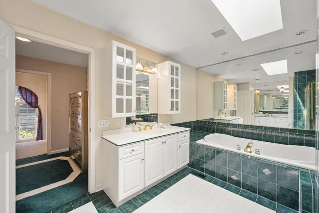 $644,900 | 20422 Matterhorn Drive, Lawrenceburg, IN 47025