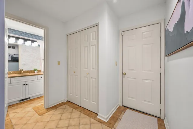 $644,900 | 20422 Matterhorn Drive, Lawrenceburg, IN 47025