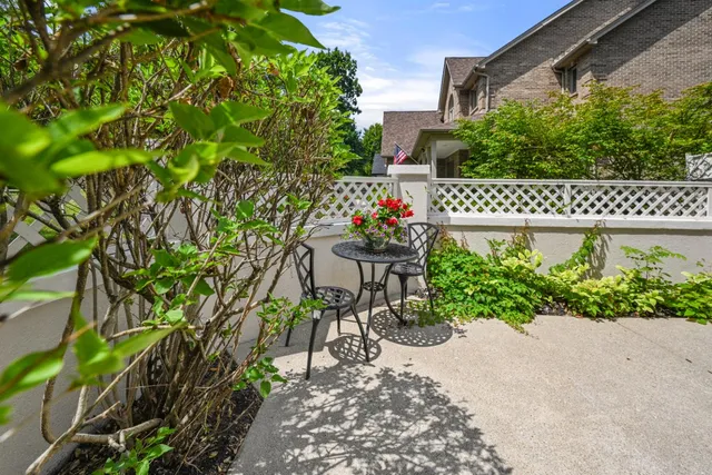 $644,900 | 20422 Matterhorn Drive, Lawrenceburg, IN 47025