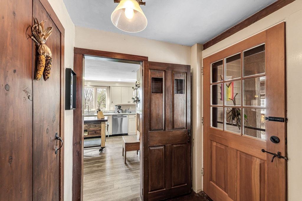 15 High Street Suffield, CT 06078 - Photo 20 of 40