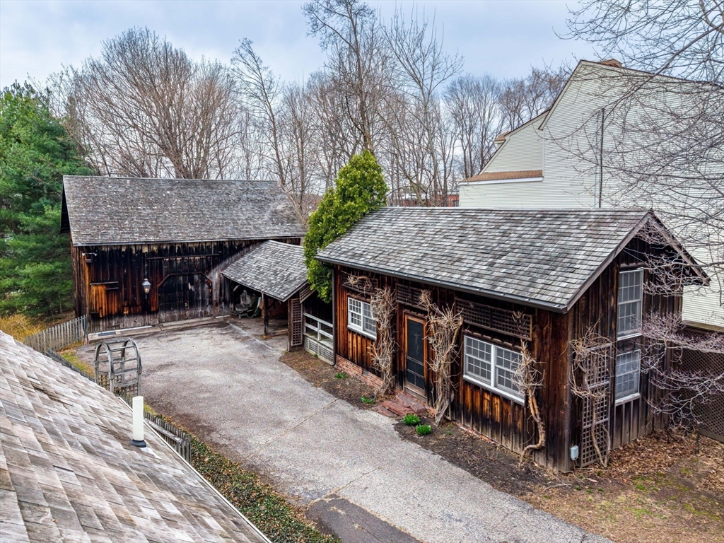 15 High Street Suffield, CT 06078 - Photo 7 of 40