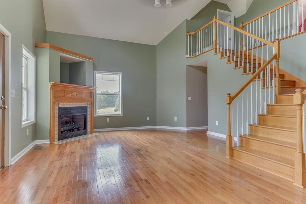 976 Double Bridge Road Lewisburg, TN 37091 - Photo 4 of 25 Beautiful Cathedral ceiling in living room
