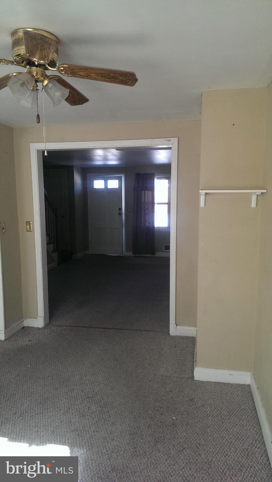 1956 Eastfield Road Baltimore, MD 21222 - Photo 4 of 23 Dining Room