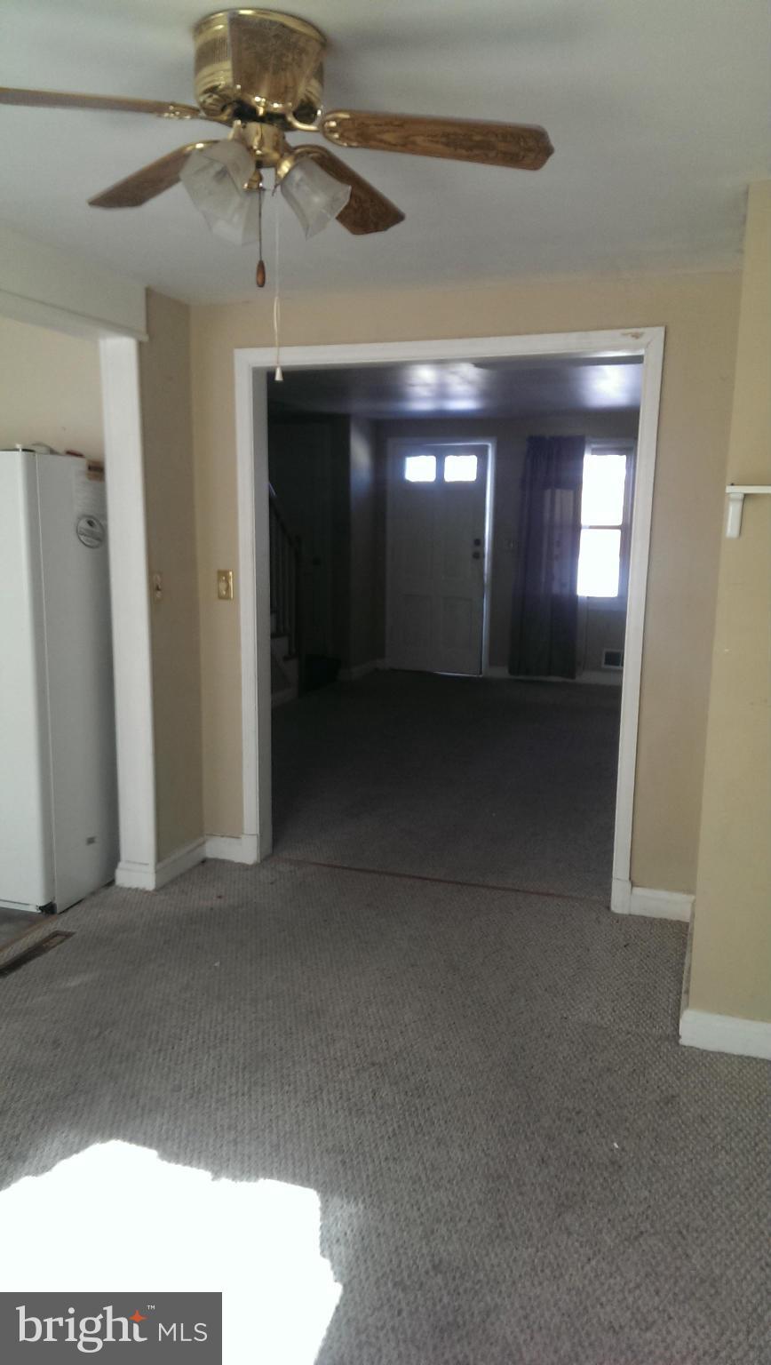 1956 Eastfield Road Baltimore, MD 21222 - Photo 5 of 23 Dining Room
