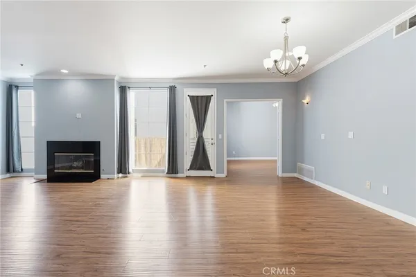 $3,500 | 5350 White Oak Avenue, Unit 413, Encino, CA 91316
