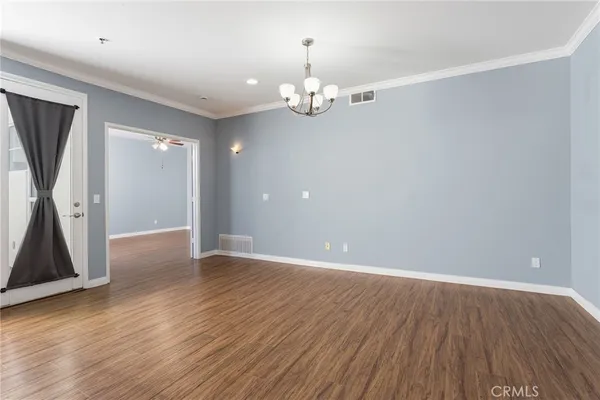$3,500 | 5350 White Oak Avenue, Unit 413, Encino, CA 91316