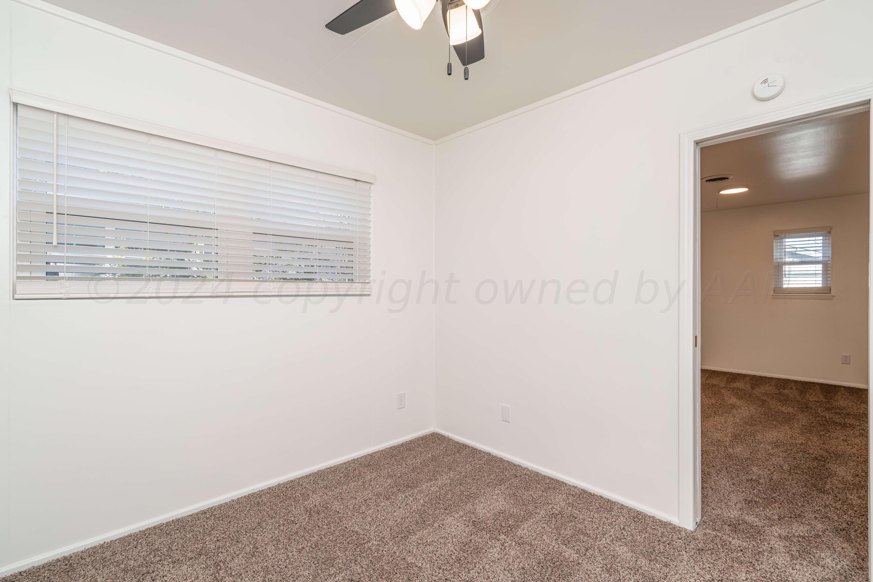 5018 South Bonham Street Amarillo, TX 79110 - Photo 21 of 39 Bedroom 1