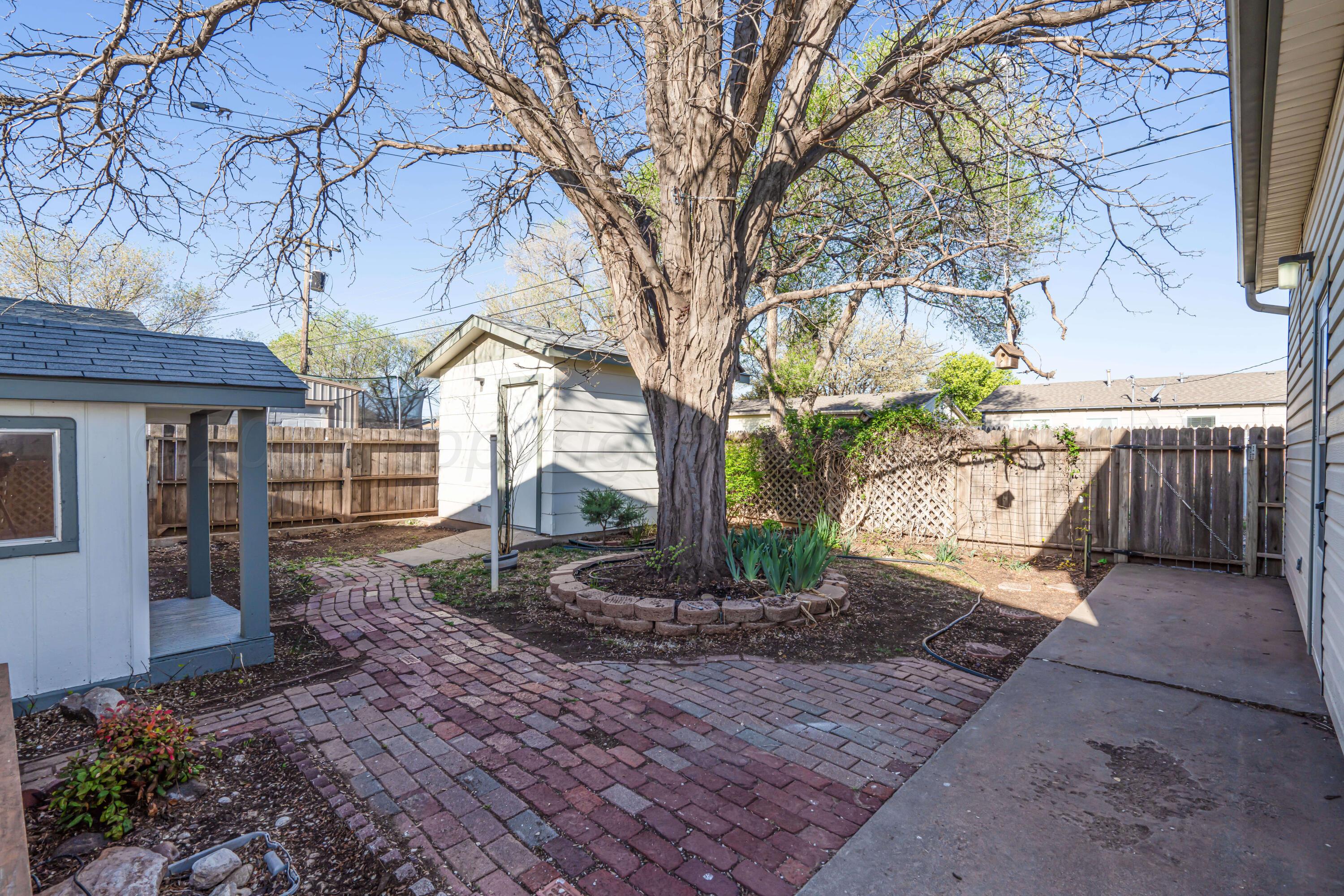 5018 South Bonham Street Amarillo, TX 79110 - Photo 35 of 39 Back Yard