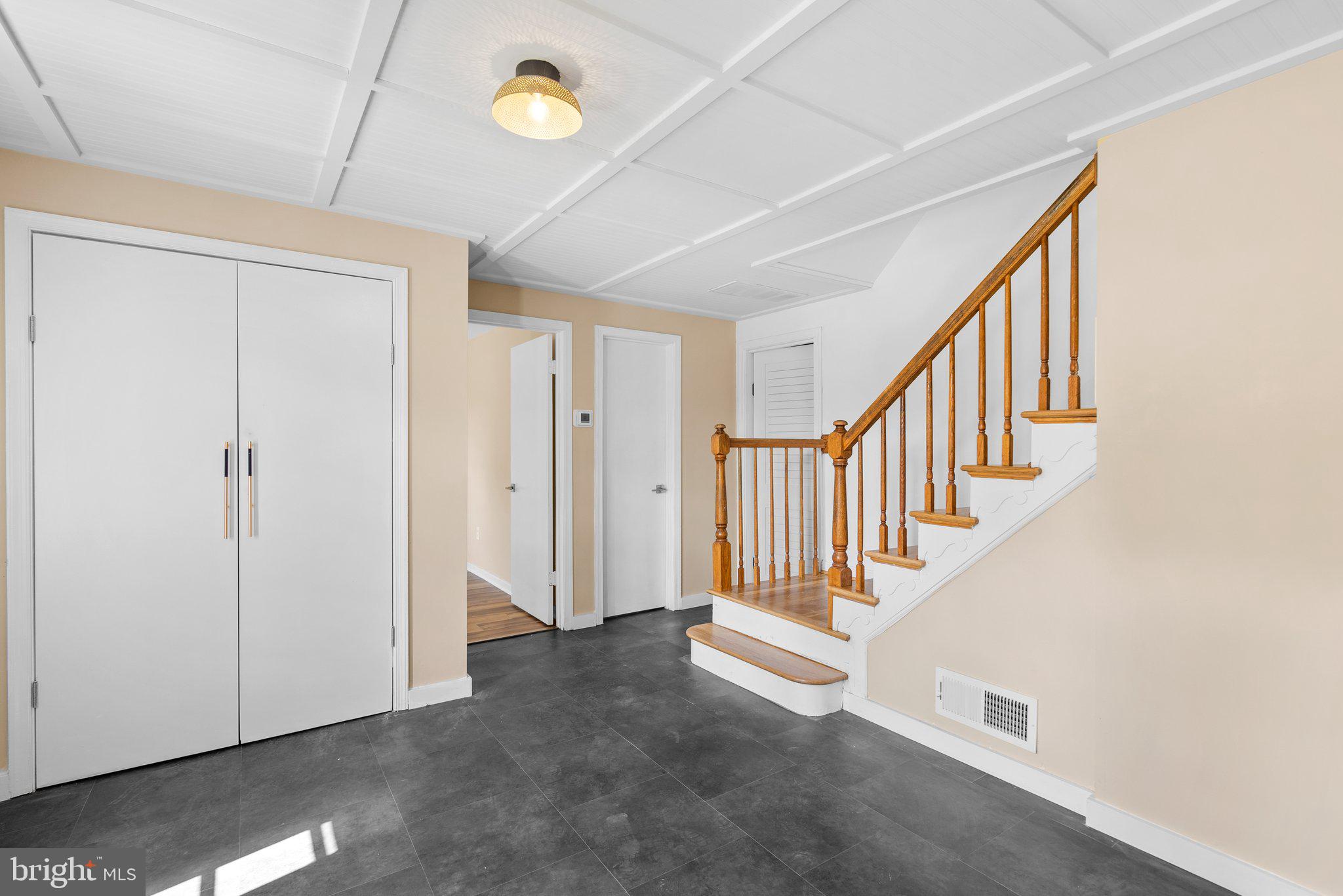 7401 Miller Fall Road Derwood, MD 20855 - Photo 4 of 43 Gallery Image 4