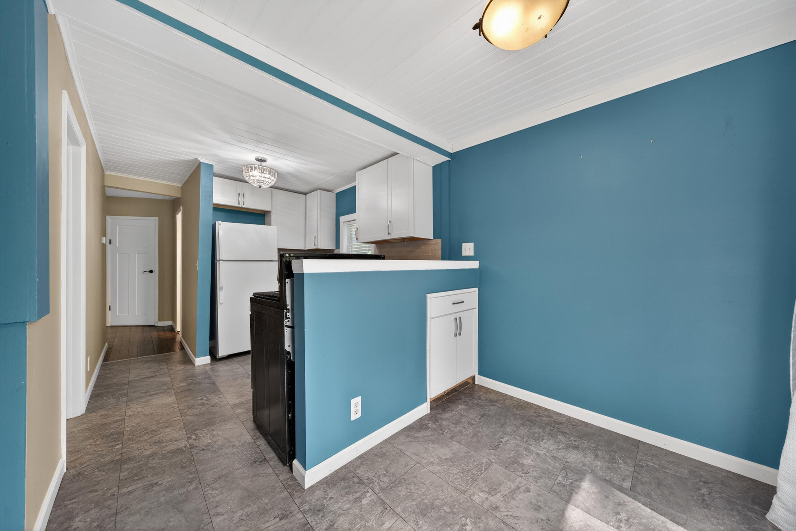 23830 Scotia Road Oak Park, MI 48237 - Photo 14 of 28 DSC01250