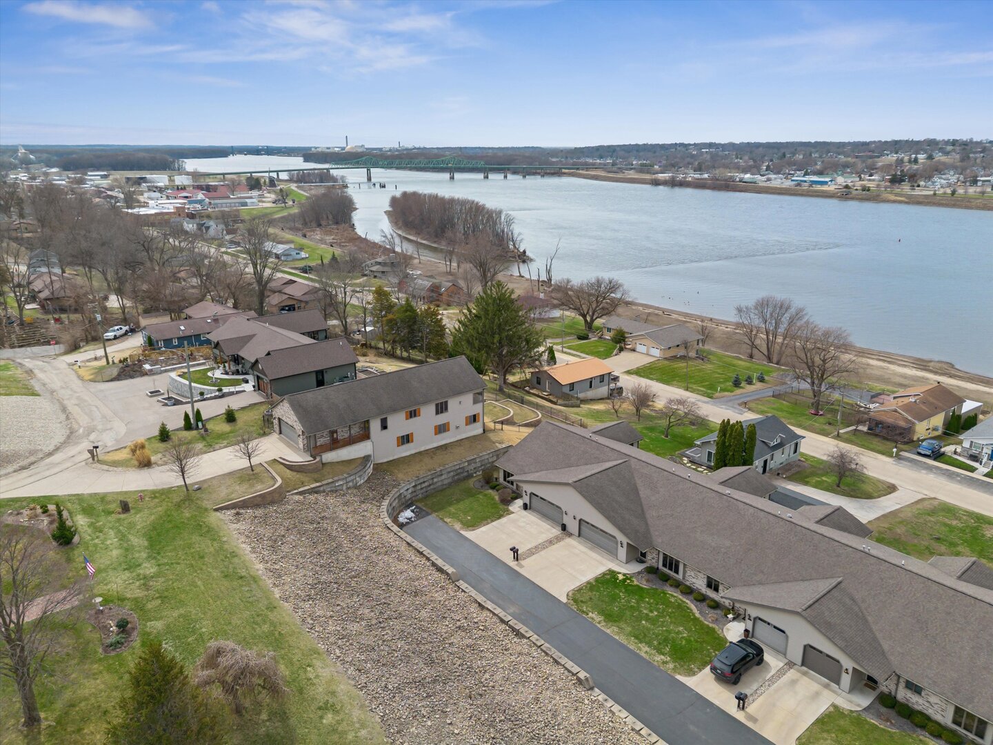 118 5th Street, Unit 2 Fulton, IL 61252 - Photo 41 of 54 a view of lake and mountain