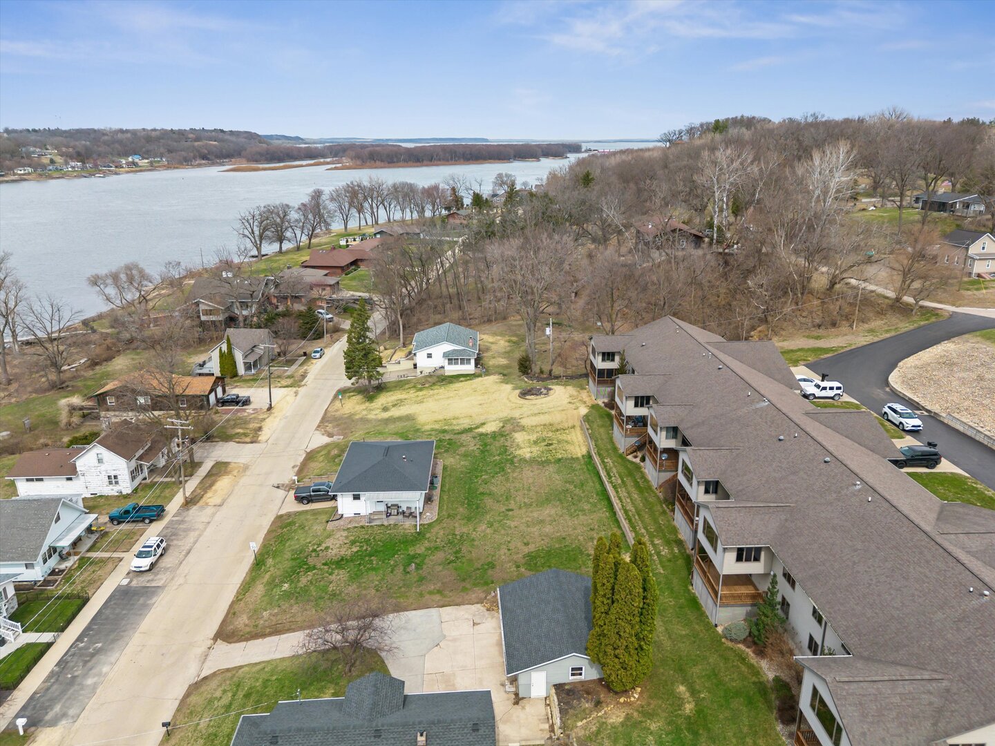 118 5th Street, Unit 2 Fulton, IL 61252 - Photo 45 of 54 a view of a city