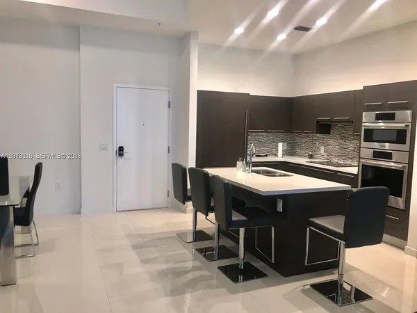 $3,100 | 7751 Northwest 107th Avenue, Unit 803, Doral, FL 33178