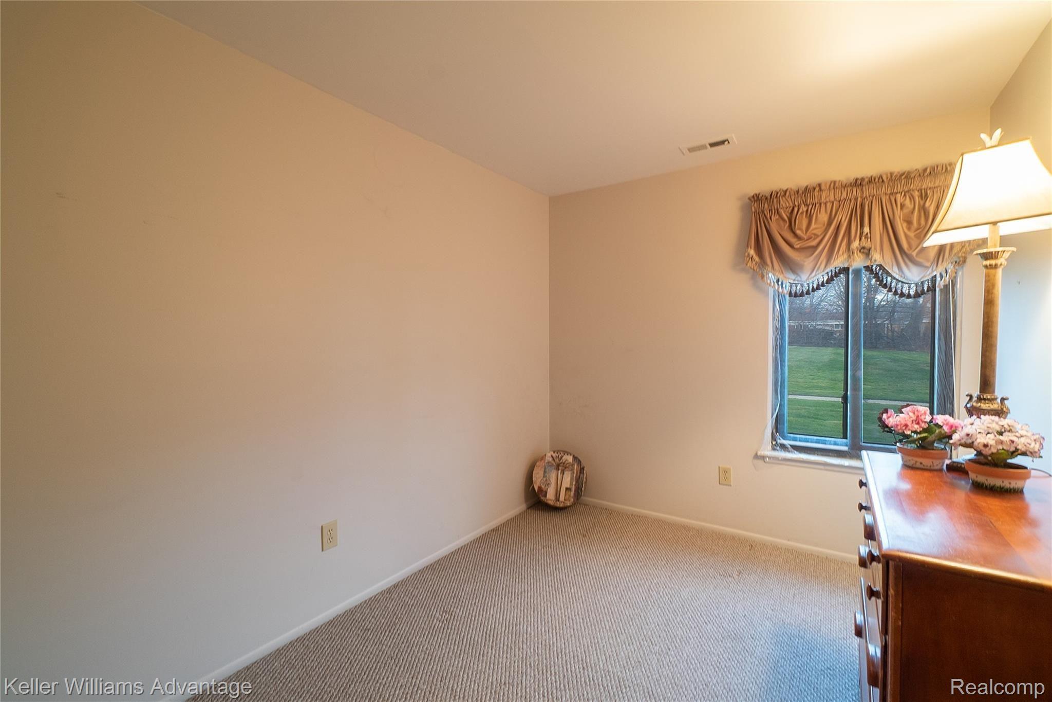 4949 East 10 Mile Road, Unit 104 Warren, MI 48091 - Photo 13 of 16 W10MileRd_4949_Bed A1.jpg