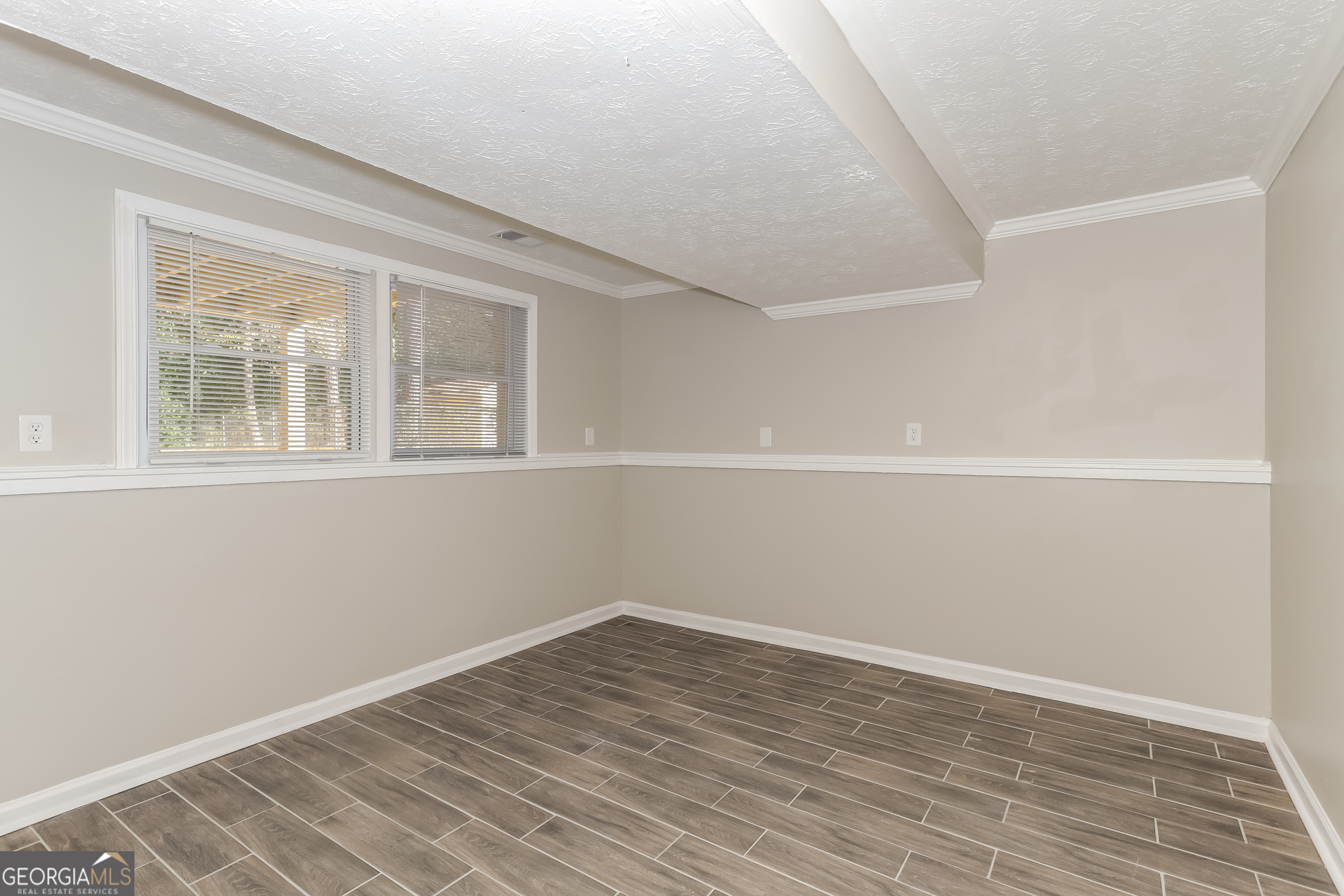 7594 Casper Court Jonesboro, GA 30236 - Photo 10 of 17