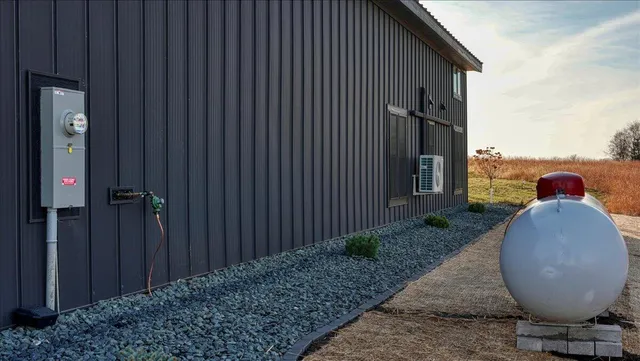 $2,675,000 | N23415 Oak Ridge Drive, Galesville, WI 54630