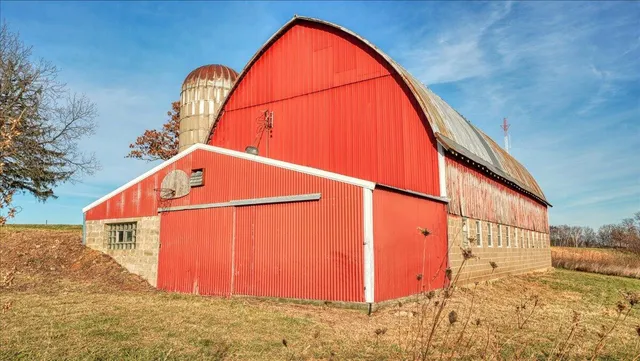 $2,675,000 | N23415 Oak Ridge Drive, Galesville, WI 54630