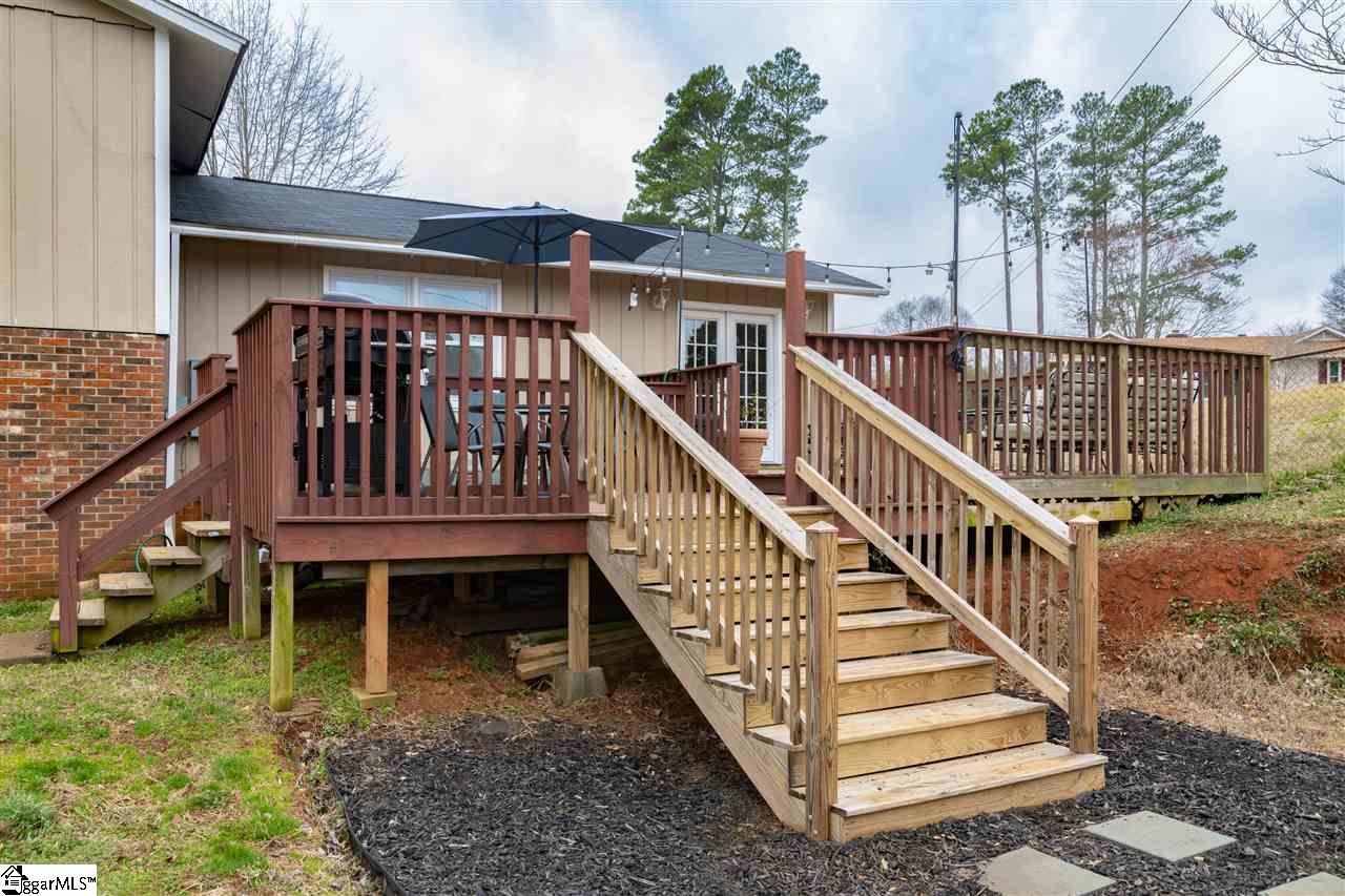 213 Sherwood Road Easley, SC 29640 - Photo 30 of 33