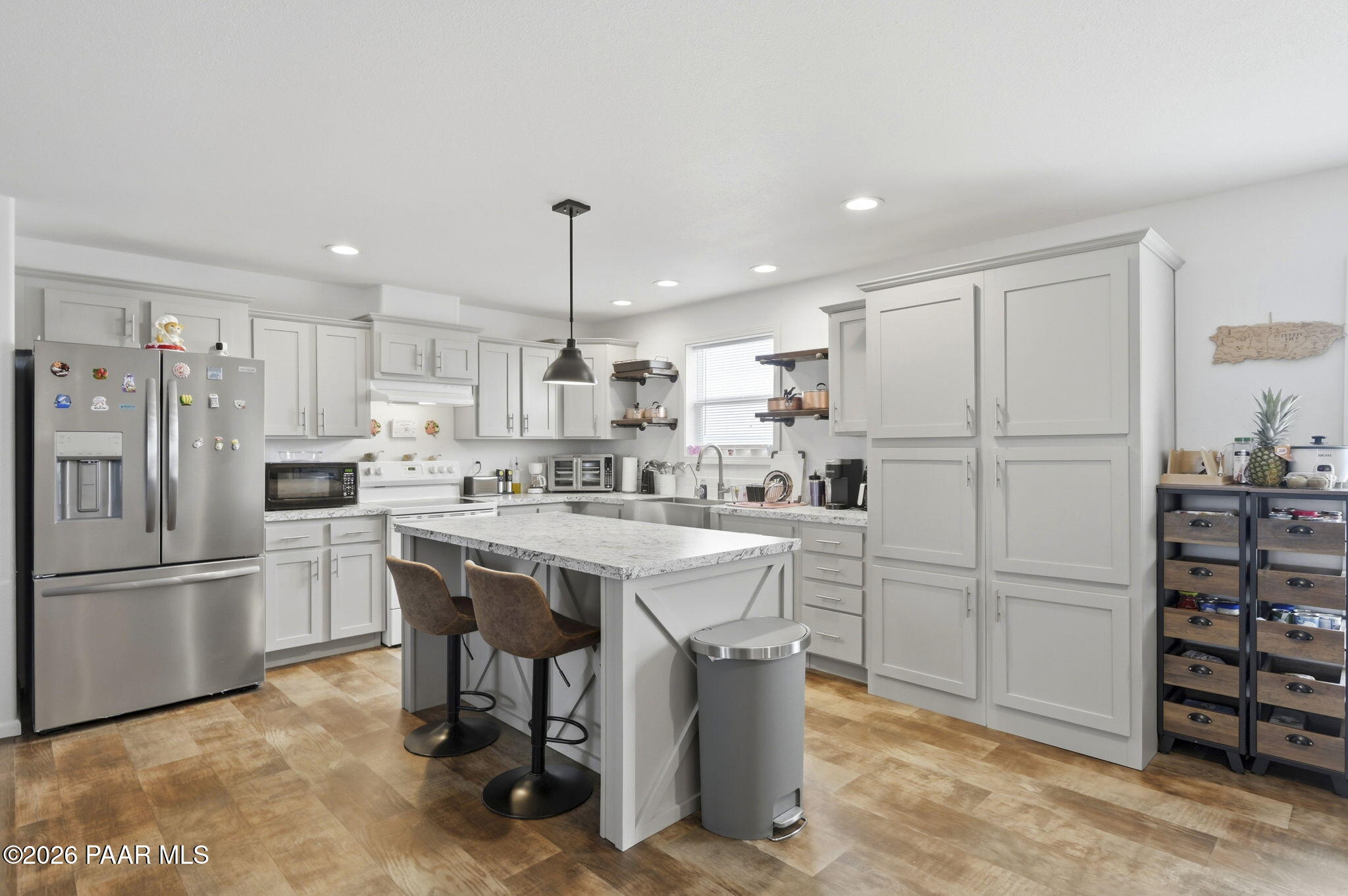 26600 North Bull Snake Road Paulden, AZ 86334 - Photo 10 of 41 10-Kitchen 1