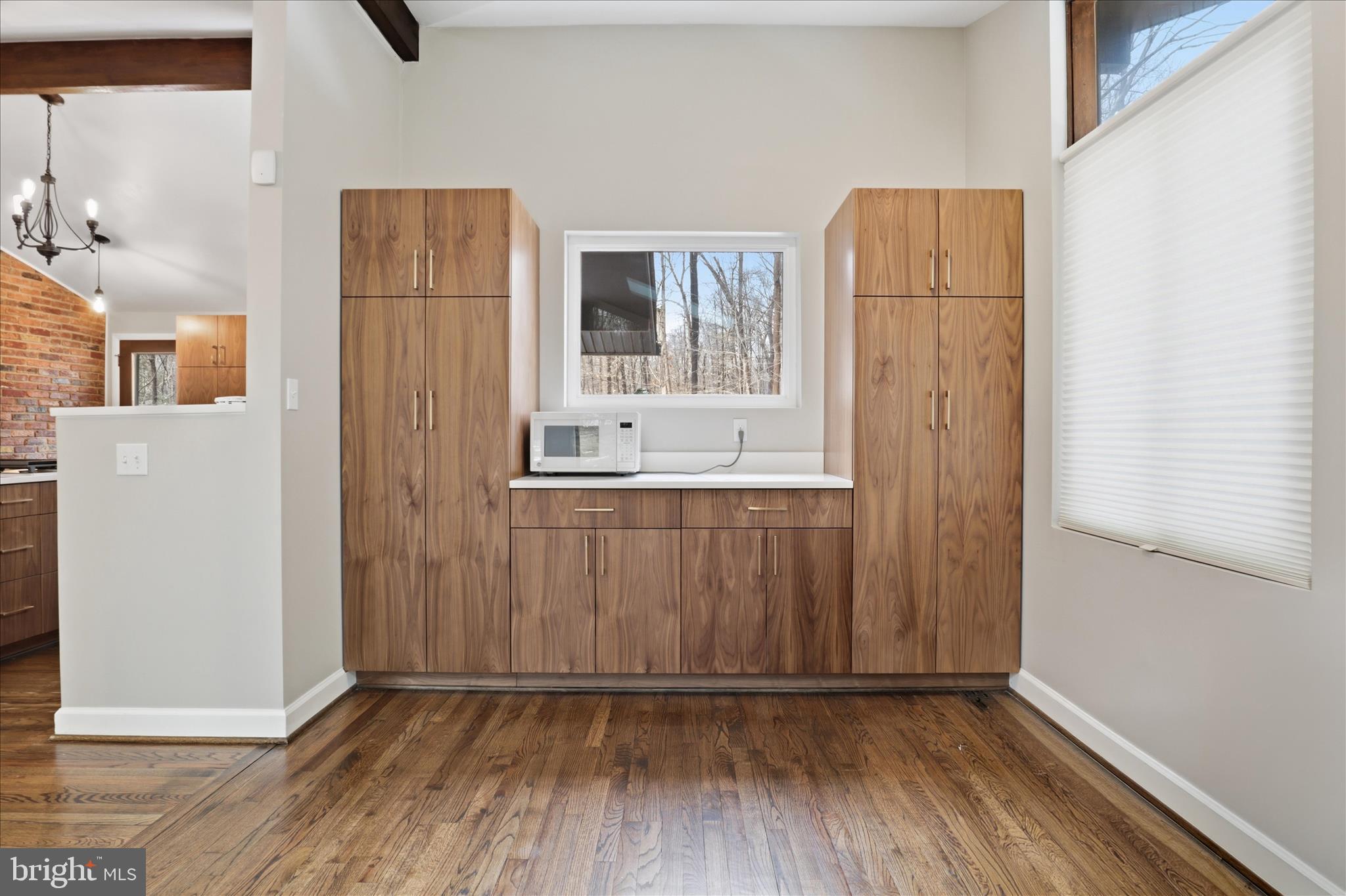 9508 Watts Road Great Falls, VA 22066 - Photo 11 of 41 Gallery Image 11