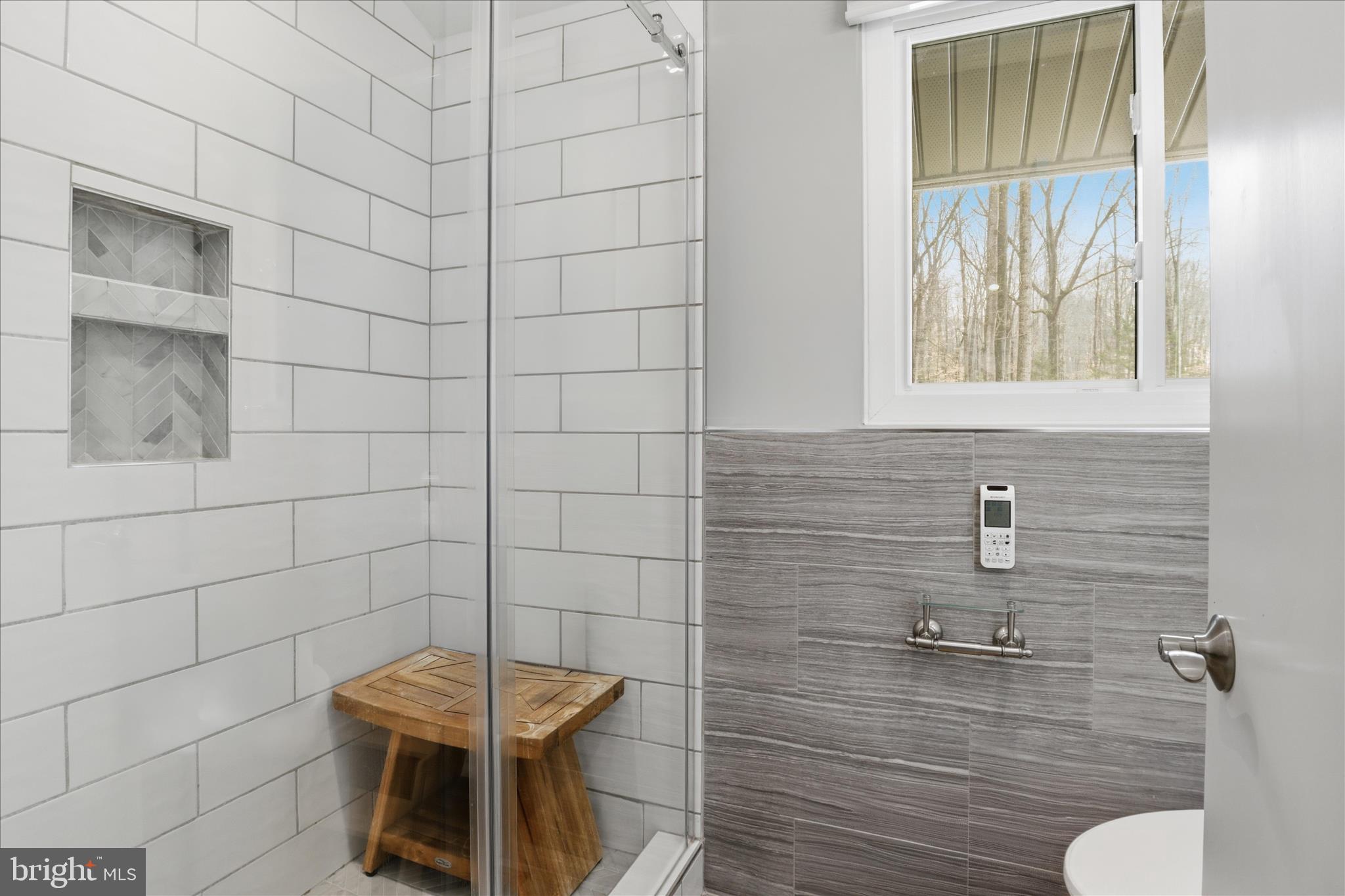 9508 Watts Road Great Falls, VA 22066 - Photo 18 of 41 Gallery Image 18