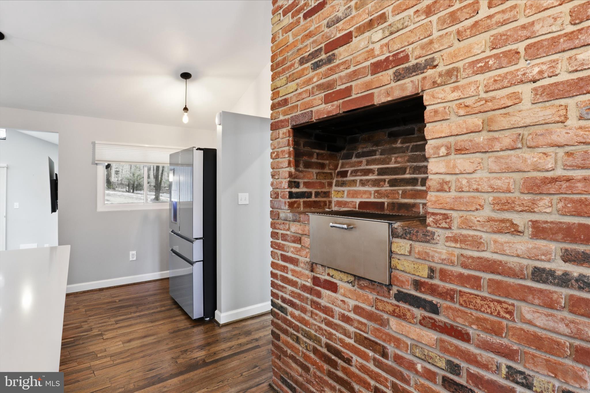 9508 Watts Road Great Falls, VA 22066 - Photo 8 of 41 Gallery Image 8