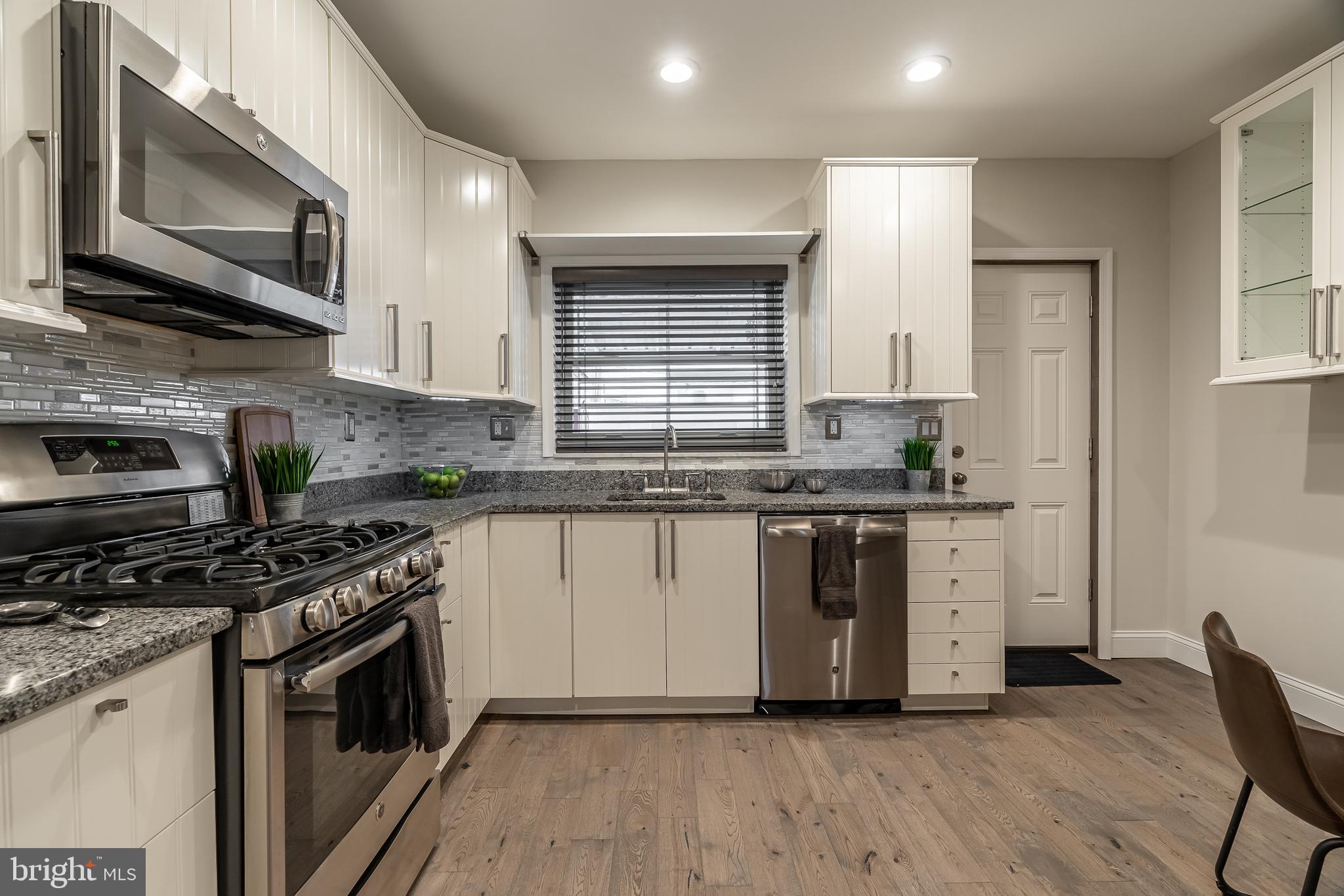 1136 Tree Street Philadelphia, PA 19148 - Photo 18 of 38 Gallery Image 18