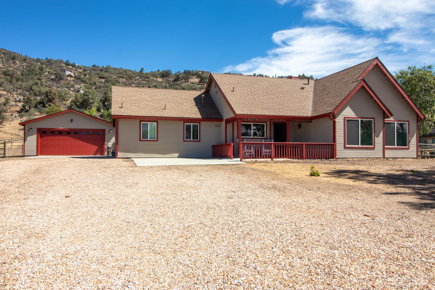 26961 Bear Valley Road Tehachapi, CA 93561 - Photo 1 of 40 Gallery Image 1